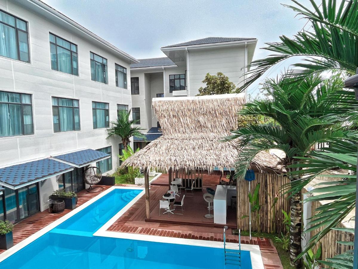 Siargao Seasky Resort Catangnan Exterior foto