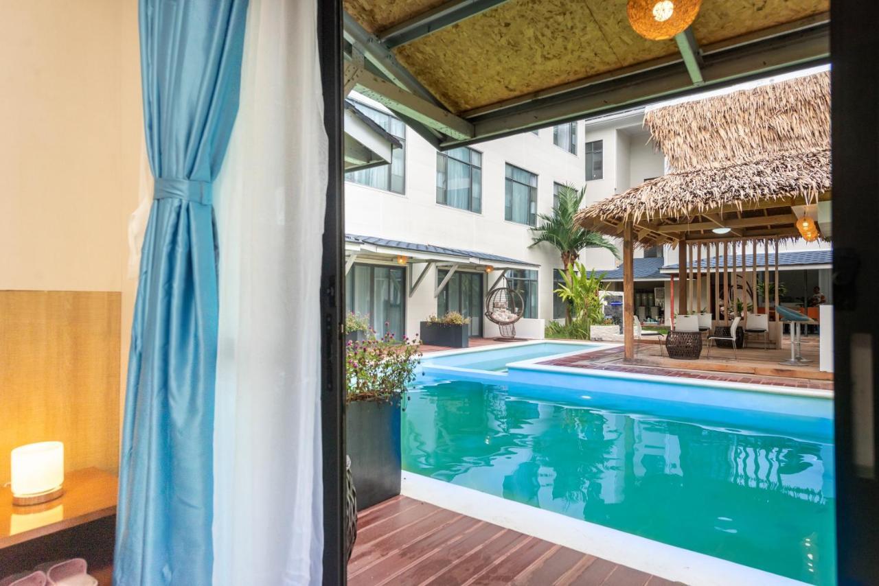 Siargao Seasky Resort Catangnan Exterior foto